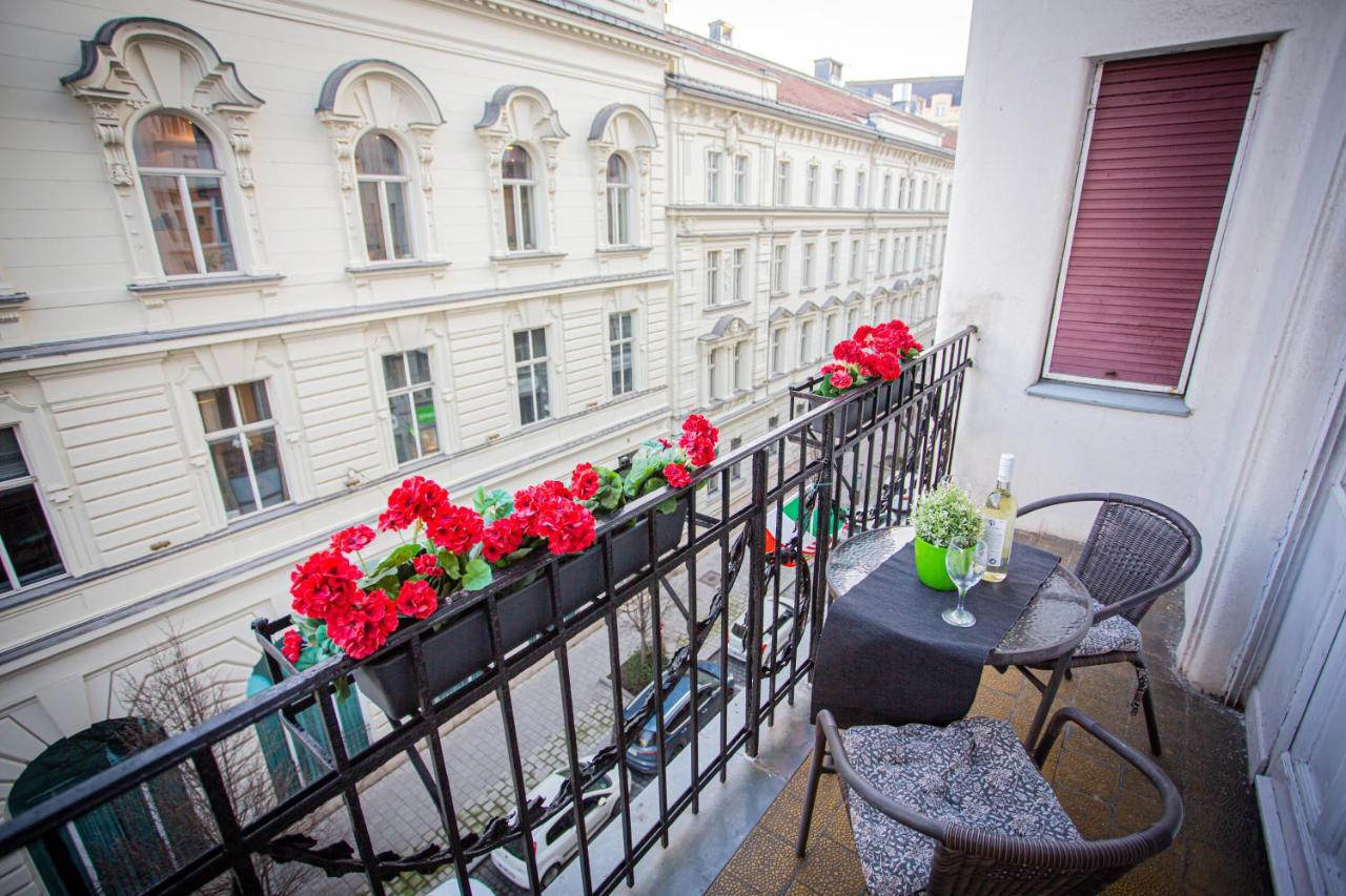 Apartament Vaci Street Studio Budapeszt Zewnętrze zdjęcie